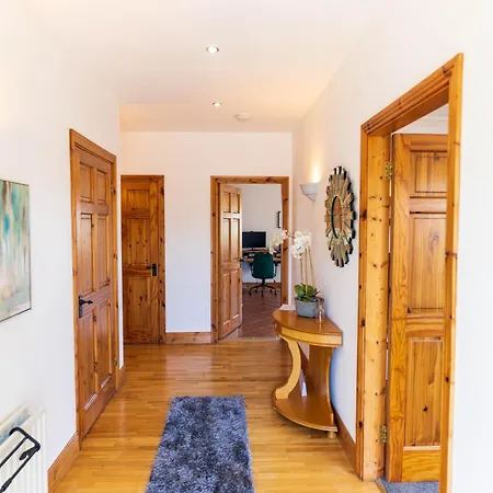 Foxhill - Valentia Ferienhaus *