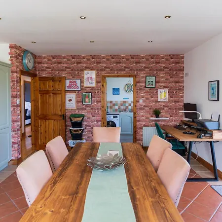 Foxhill - Valentia Ferienhaus Knights Town
